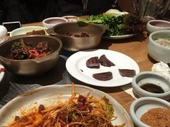 -萨拉伯尔水源素问店·韩国宫廷料理(人民路店)