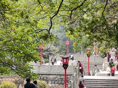 -烈士陵园(地铁站)