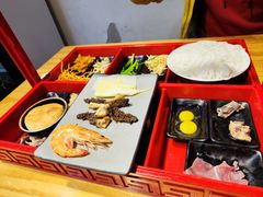 -勺子米线·云南传统小吃市集(四方街店)