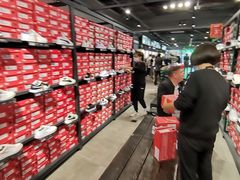 -PUMA品牌自营折扣店(百联奥特莱斯店)