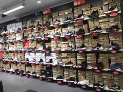 -华联商厦(火车站店)