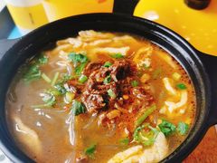 -老娘舅餐厅(黄龙体育中心店)