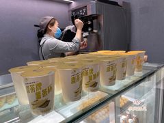 -喜茶(北京华贸购物中心店)