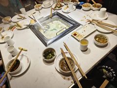 -旺龙巷重庆脆毛肚火锅·潜山扛把子店(潜山商业街店)