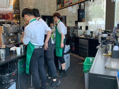 -星巴克臻选(湖滨道店)