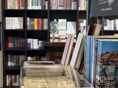 -良友书坊(安徽路店)