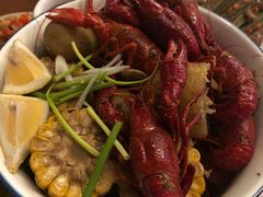 煮小龙虾-Twin Tails Brewpub双尾精酿餐吧(八坼店)