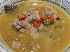 酸汤肥牛面-南小馆(迪士尼小镇店)