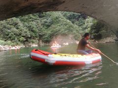 -安吉龙王山峡谷漂流