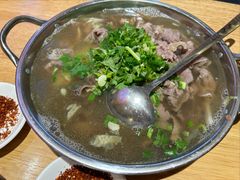 -谢老五跷脚牛肉·非遗传承店