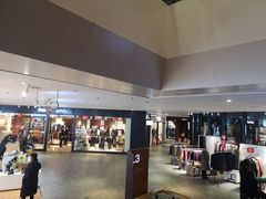 -砂之船奥莱(南京江宁店)