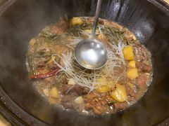 -万里闯关东铁锅炖菜馆(高新旗舰店)