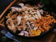 -一朵菌·野生菌探索家火锅(南亚店)