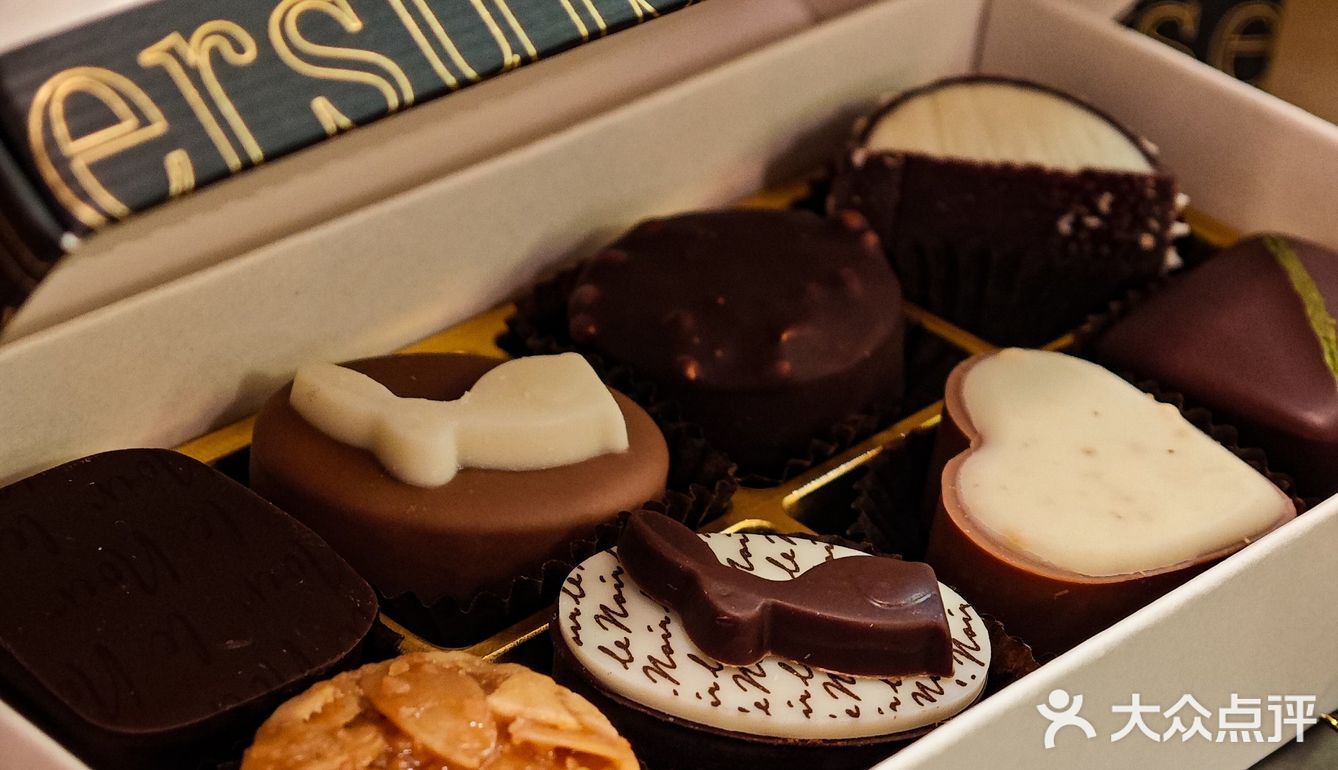 新款夹心巧克力，爱了爱了！ 