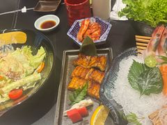 -山川小町·极番烧肉(新地假日广场店)