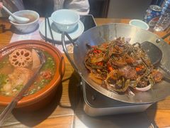 -黄泥岗·地道湖北菜(奥特莱斯店)