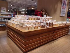 -七鲜超市(瑞虹天地太阳宫店)
