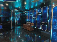 -乐翻天量贩式KTV(淞发路店)