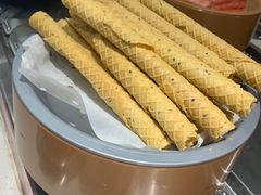 -龍歌自助小火锅(市南金茂湾店)