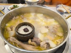 -朴小妹人参鸡汤火锅(长白山万达店)