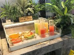 -金滏山·烤肉海鲜火锅自助(襄阳万达店)