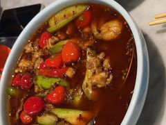 -渝信川菜 · 川味家常菜(财富购物中心店)