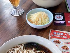 -李先生牛肉面大王(站北广场店)