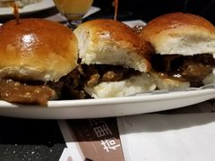 沙嗲牛肉餐包-荷里活餐厅
