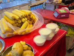 -乌恰市场(彩虹商场店)