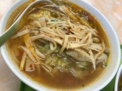 酸辣笋尖米粉-卓雅桂林米粉