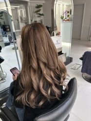 -Hello Lady发型设计