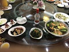 -六和聚传统烤鸭.天津菜(和平店)
