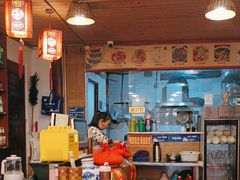 -华光驿站私房菜·黑金冠