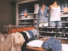 -Abercrombie&Fitch(德基广场店)