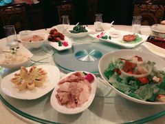 -王朝大酒店徐汇店-地面停车场