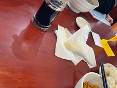 -佬钱湾仔(衣裳街店)