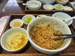 -蟹上黄·蟹黄面·江南糖水(人民广场店)