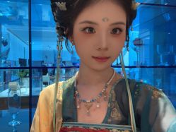 -一揽芳华汉服旗袍体验馆(拙政园店)