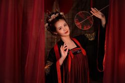 -汉仪华裳汉服馆(打浦桥店)