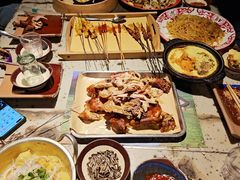 -破瓦寒窑·地摊烤羊排