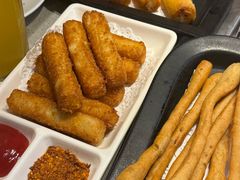 -海底捞火锅(新松江路生日主题店)