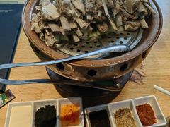 蒙料一八手把肉-蒙料·手把肉(望京店)