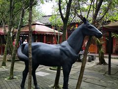 -土砂锅生态山庄·非遗砂锅雅鱼