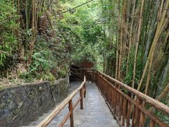 -龙水峡地缝景区
