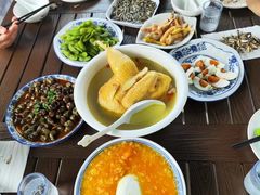 -小陆莲花蟹园农家乐(莲花岛店)