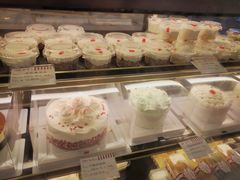 -红宝石·鲜奶小方(万航店)