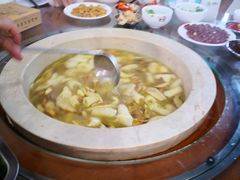 火锅野生菌-双喜农庄·菌香园(安居家园店)