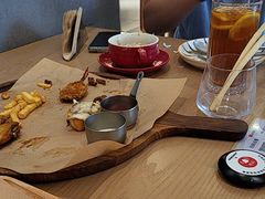 -必胜客(大宁路店)