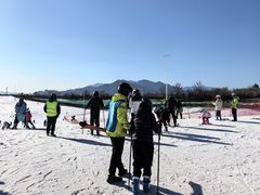 -华彬猛犸滑雪场