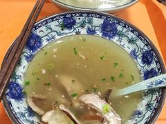 -老新隆牛肉锅贴(新街口店)